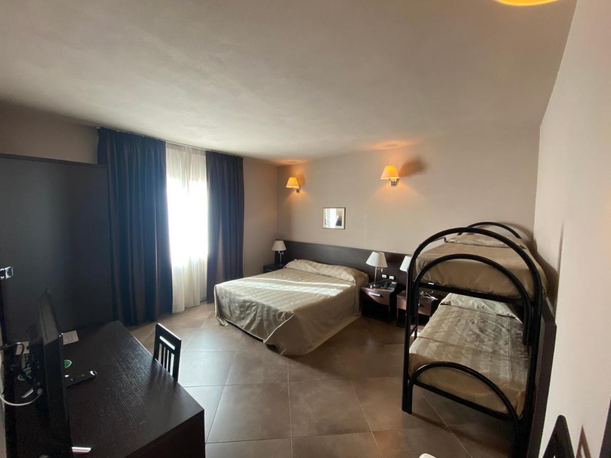 Hotel Le Badie Val di Perga Bagian luar foto