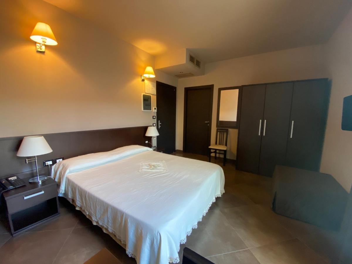 Hotel Le Badie Val di Perga Bagian luar foto