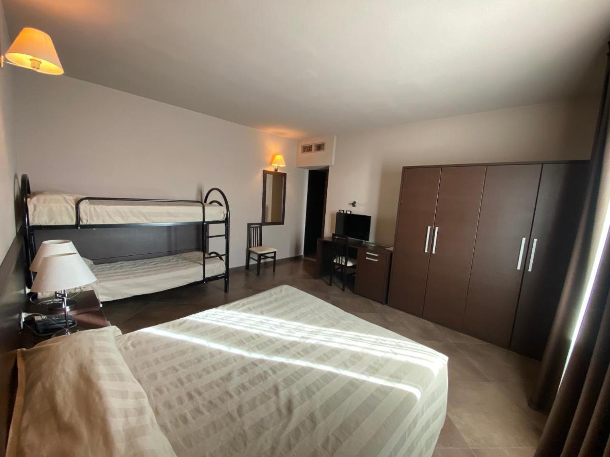 Hotel Le Badie Val di Perga Bagian luar foto