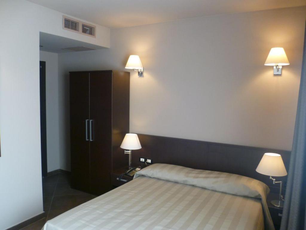 Hotel Le Badie Val di Perga Bagian luar foto