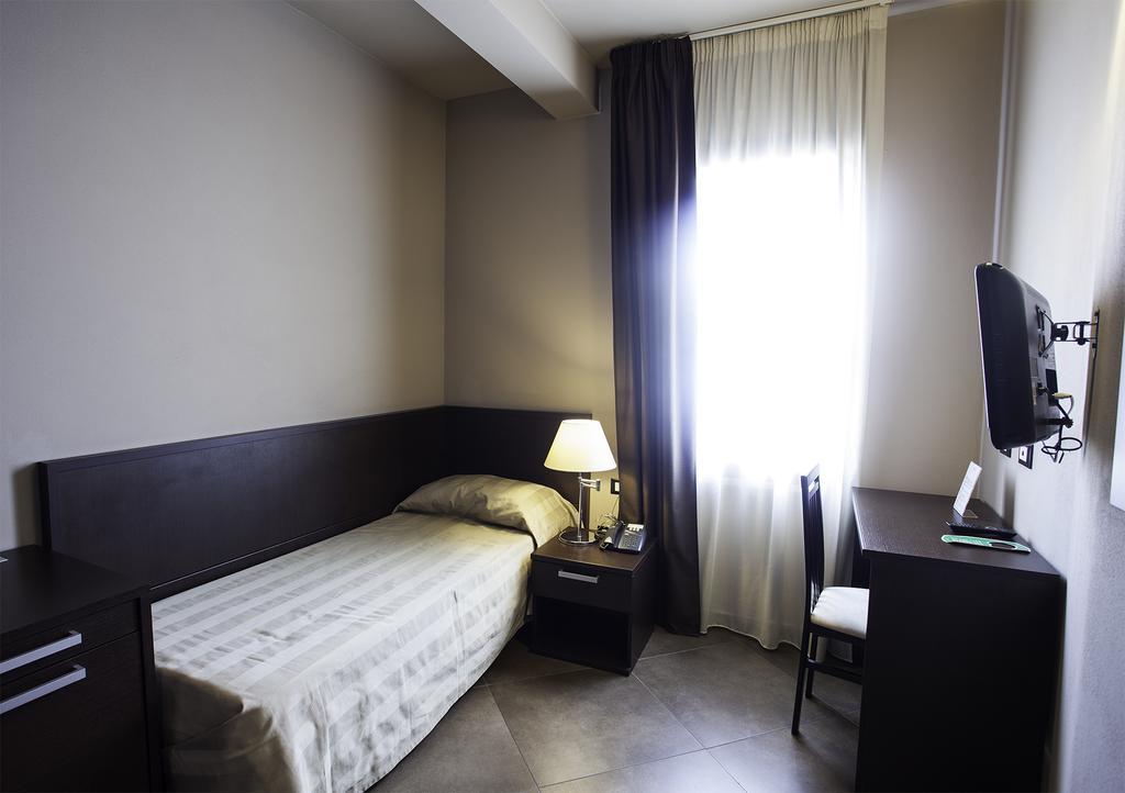 Hotel Le Badie Val di Perga Bagian luar foto